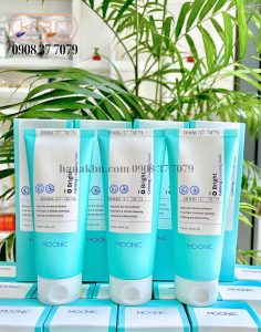 sua-rua-mat-moonic-o-bright-calming-cleanser-chinh-hang-han-quoc