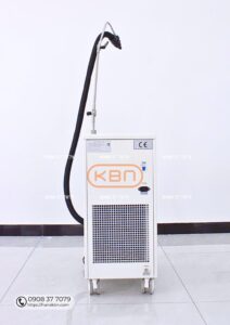 may-thoi-lanh-dieu-tri-laser